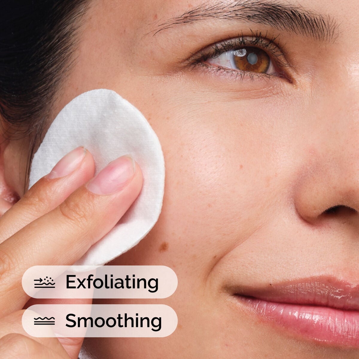 glycolic-acid-7-exfoliating-toner-j6 ord-glycolic-acid-exfoliating-toner-model-application-with-benefits.jpg